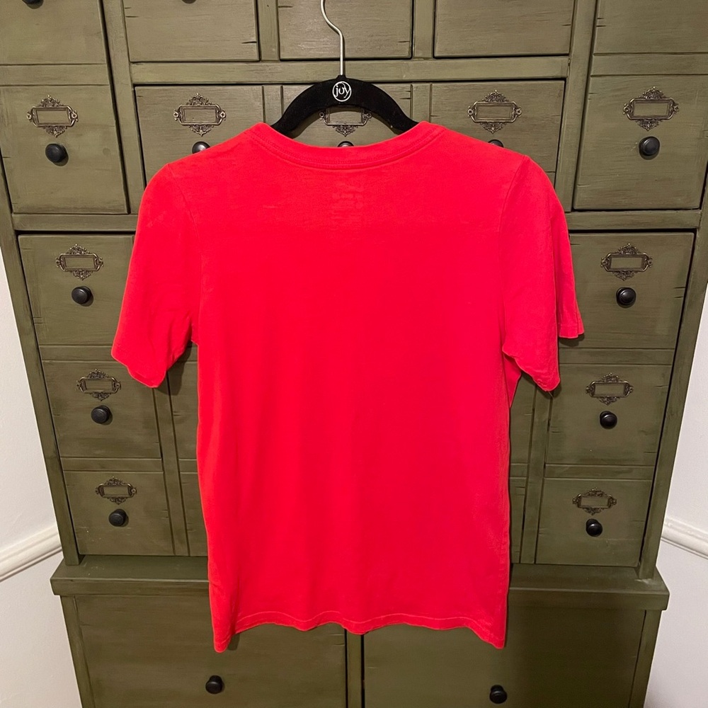Red Nike TShirt - Picture 3 of 3